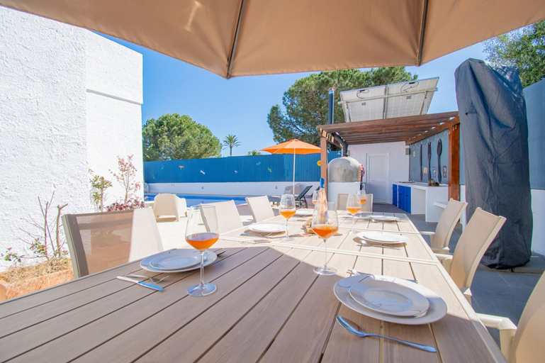 Room 2, 278 Sesmarias in Carvoeiro, Lagoa