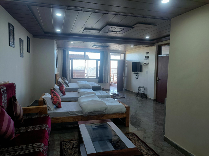 Bedroom 4, Himashray, Nainital