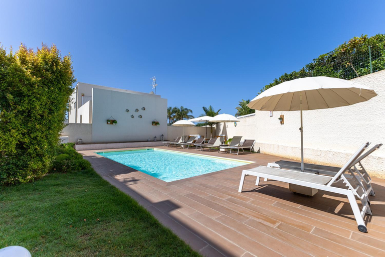 Sport & Beauty 2, Villa Heraia con piscina, Ragusa
