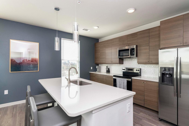 Private kitchen 5, Landing Apartments Austin near Las Cimas, Travis