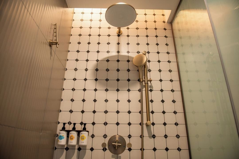 Bathroom 2, Y.TUO HOTEL - Xi'an Bell Tower, Xi'an