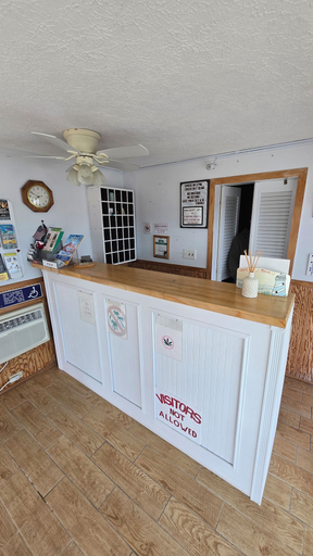 Lobby 1, Starfire Motel, Cape May