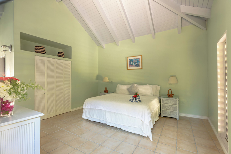 Room 5, Fort Recovery Beachfront Resort