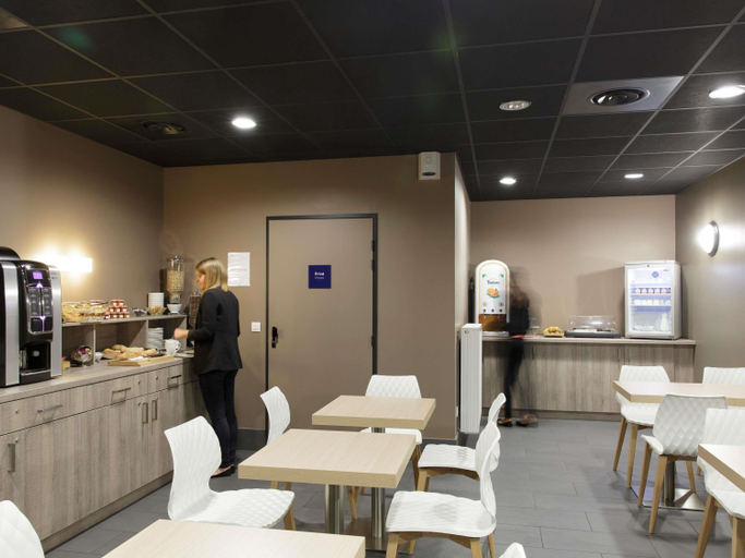 Food & Drinks 4, Aparthotel Adagio Access Massy Palaiseau, Essonne