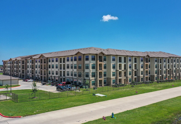 Exterior 5, Landing Apartments Houston - Liberty Lakes, Houston