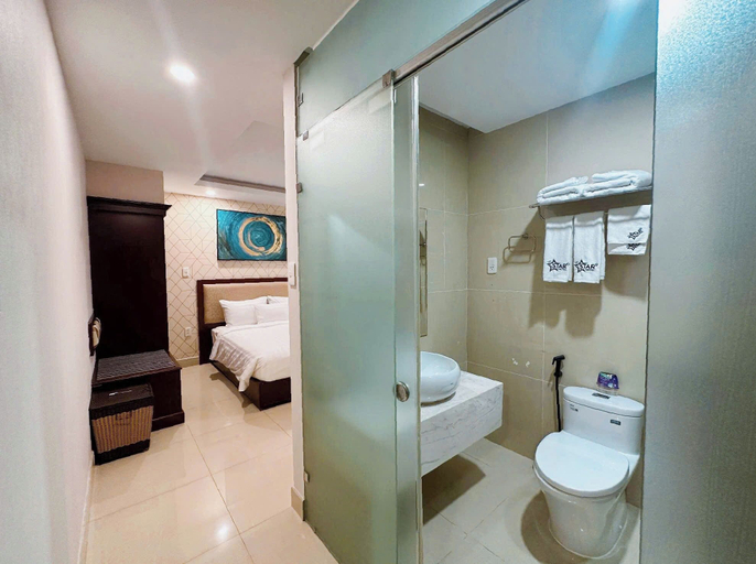 Bathroom 4, The Star Hotel 2 - Phu My Hung, District 7