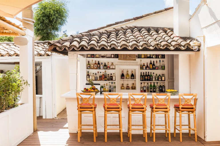 Food & Drinks 5, Tartane Saint Tropez, Var