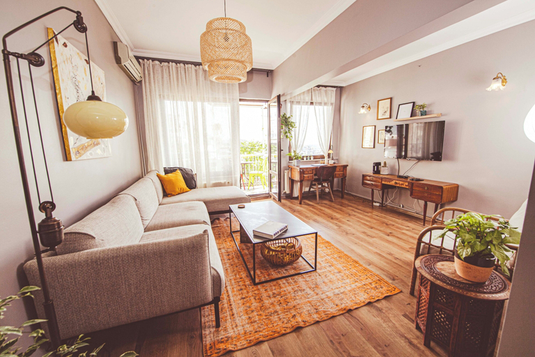 Living area 5, Cozy & Bright Urban Home in Center, Şişli