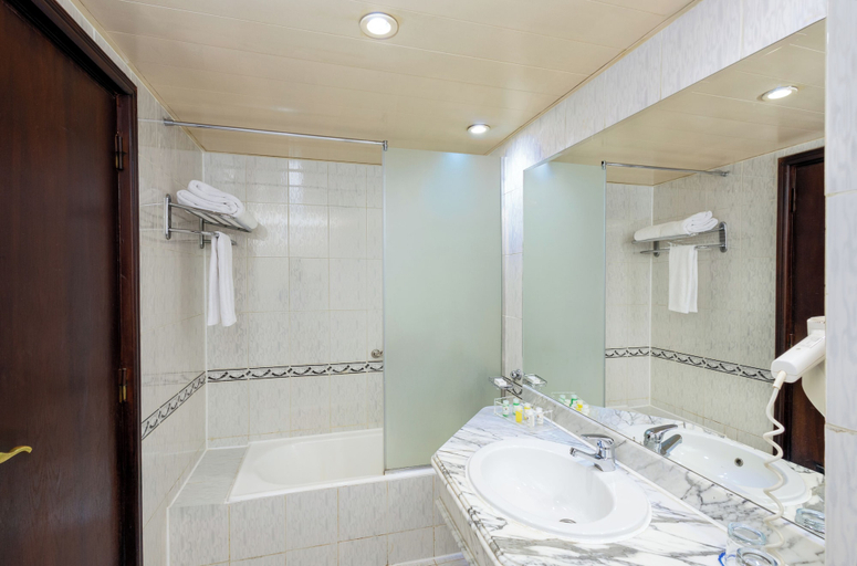 Bathroom 5, Grand Oasis Resort, Sharm el-Sheikh
