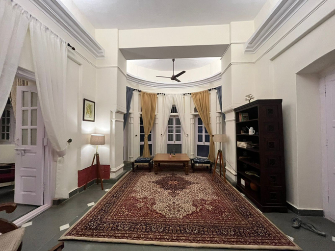 Interior, My Mom's Village, Basti