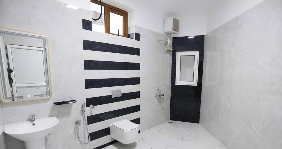 Bathroom 4, Costa Vista Beach Resort, Kancheepuram