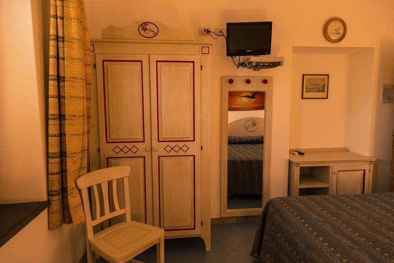 Bedroom 3, Hotel Oriente, Messina