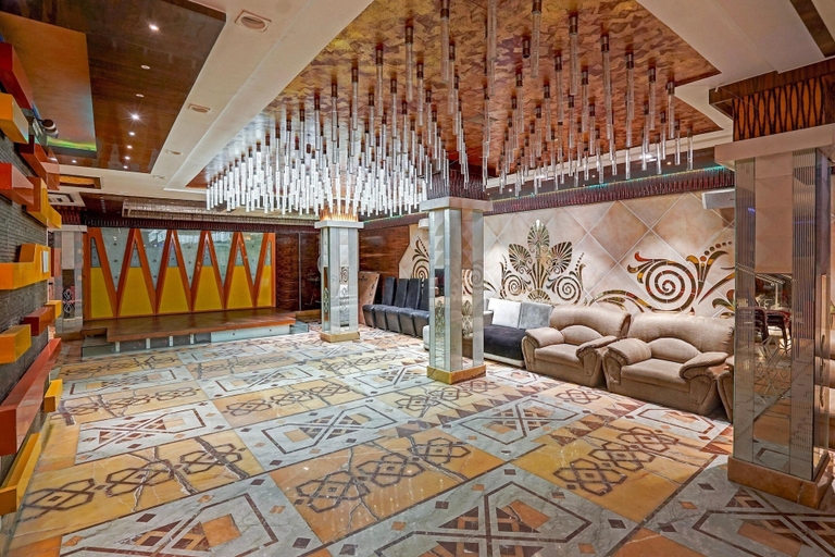 Lobby 3, Deluxehotel Shanti Kutir, Kanpur Nagar