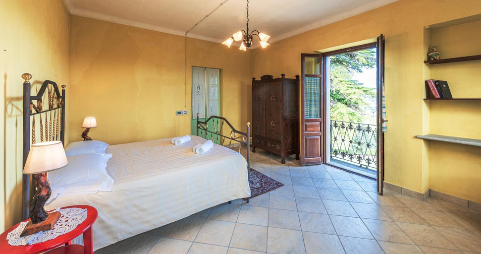 Bedroom 2, Villa Bricco Paglieri, Cuneo