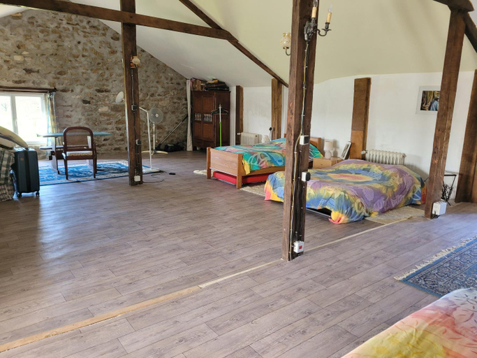 Bedroom 2, Ferme fruitiere zero traitement, Mayenne