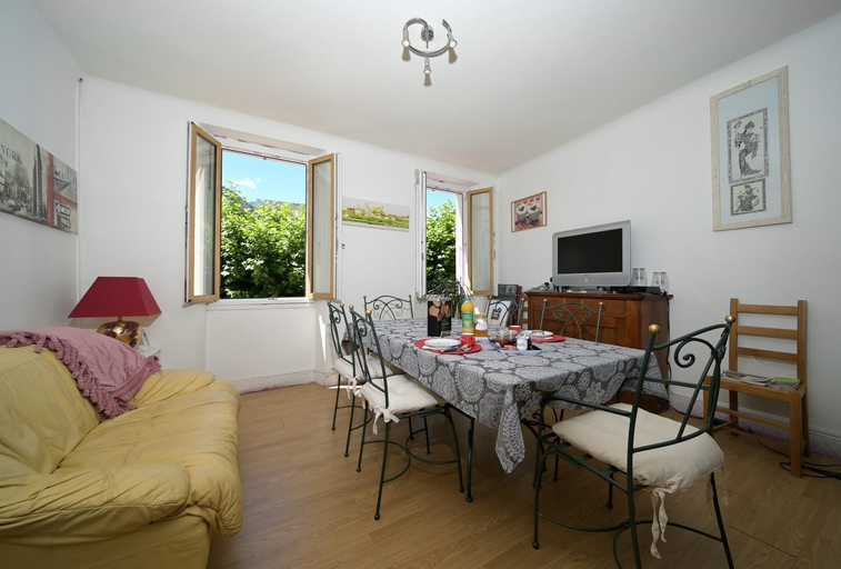 Others 4, Jolie chambre au calme a Auzat, Ariège