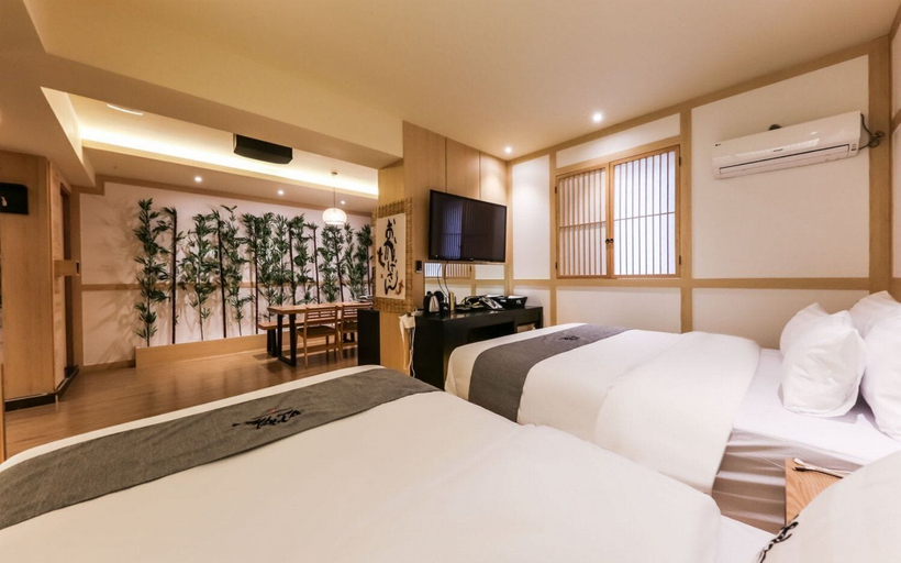 Bedroom 4, Jungni Manwol Hotel, Daedeok