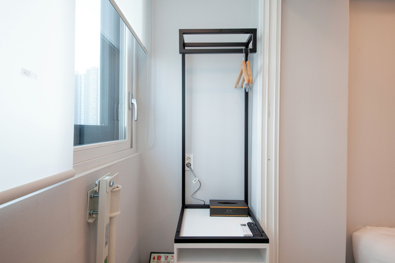 Room 4, K-Grand Hostel Sinchon, Mapo