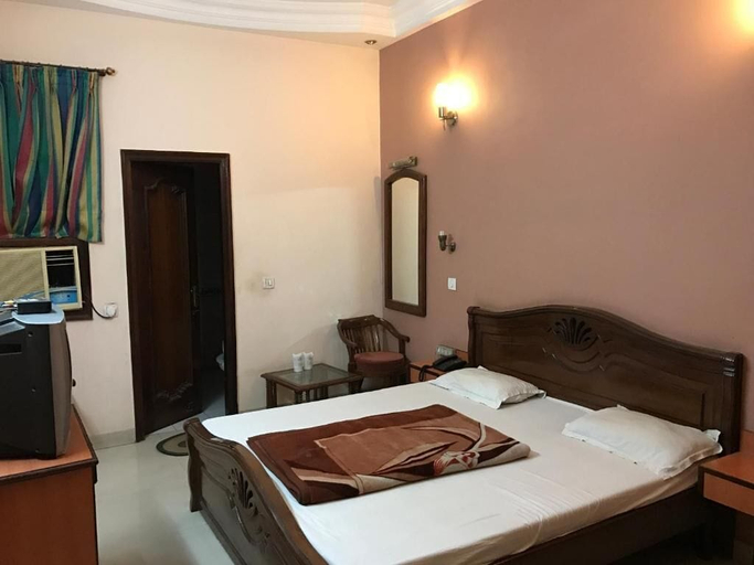 Bedroom 4, Hotel D R International, Ambala