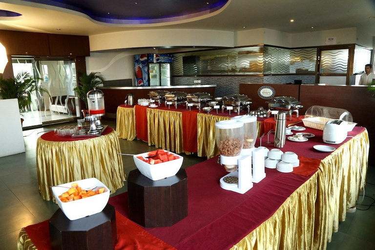 Food & Drinks, Srinivas Saffron Hotel, Dakshina Kannada