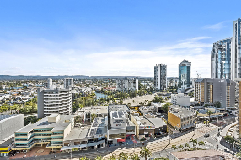Others 5, Legends - Q Stay, Gold Coast
