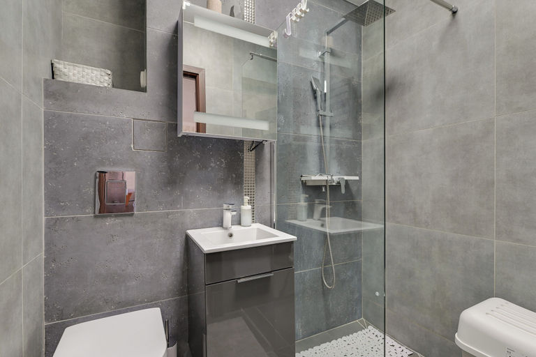 Bathroom 5, Nadmorski by Grand Apartments, Sopot