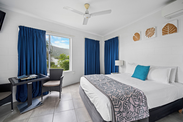 Bedroom 4, Colonial Palms Motor Inn, Whitsunday