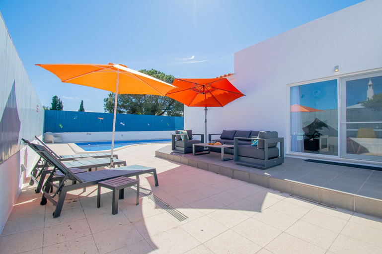 Room 4, 278 Sesmarias in Carvoeiro, Lagoa