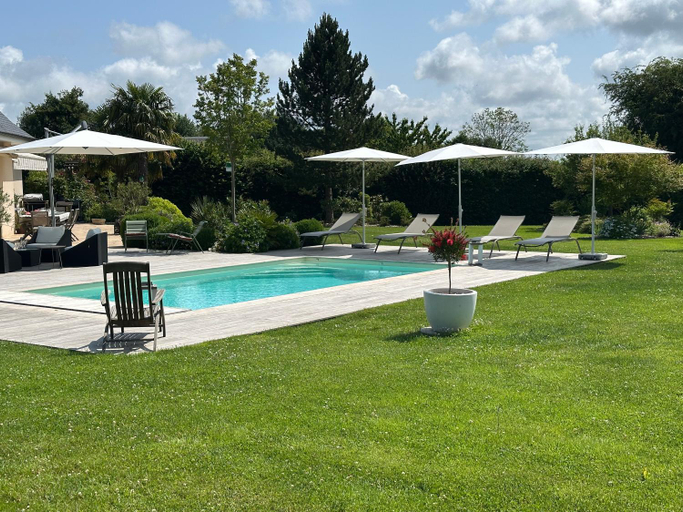 Sport & Beauty 4, Au Milieu des Haras, Calvados