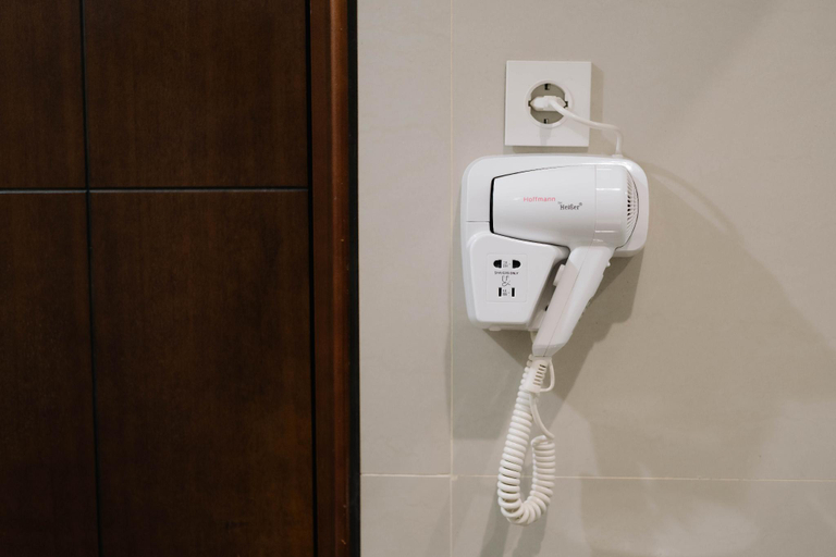 bathroom 7