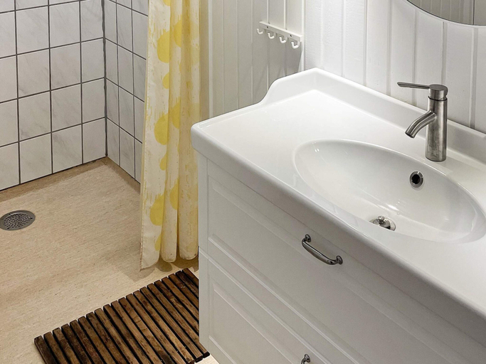 Bathroom 5, 4 Star Holiday Home in Hals, Aalborg