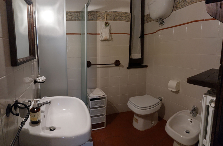 Bathroom 3, Agriturismo Collelignani, Perugia