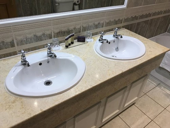 Bathroom 5, Whittlebury Hall Hotel & Spa, Northamptonshire