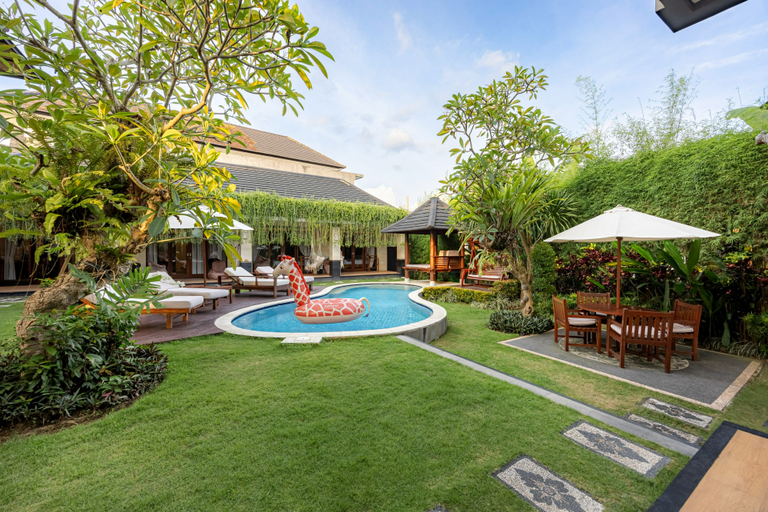 Others 5, Cove Ayuna, Badung