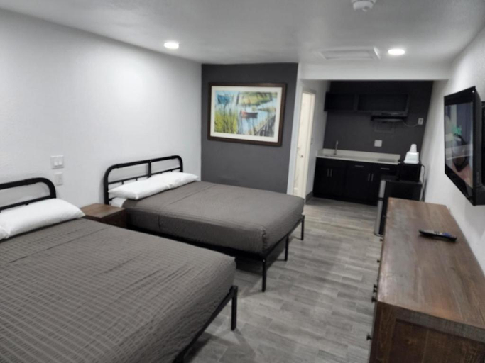 Room 3, Rodeway Inn Livingston TX, Polk