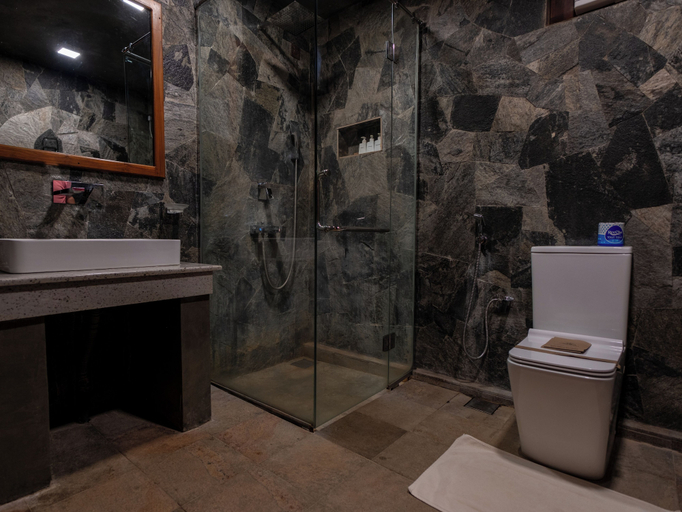Bathroom 3, Ceylon resort wilpattu, Nochchiyagama