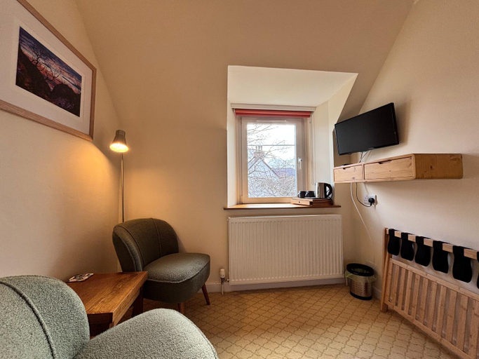 Others 5, The Ullapool Rooms, Highland