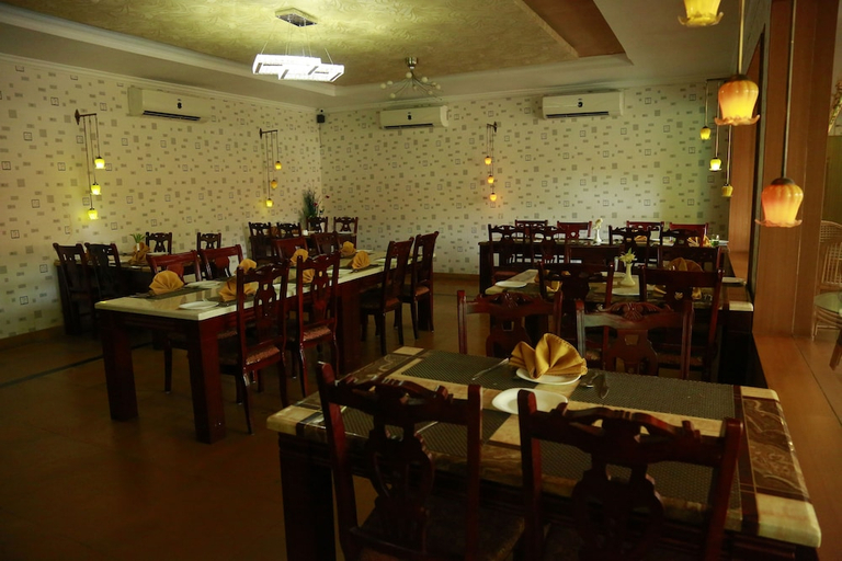 Food & Drinks, Saj Earth Resort, Ernakulam