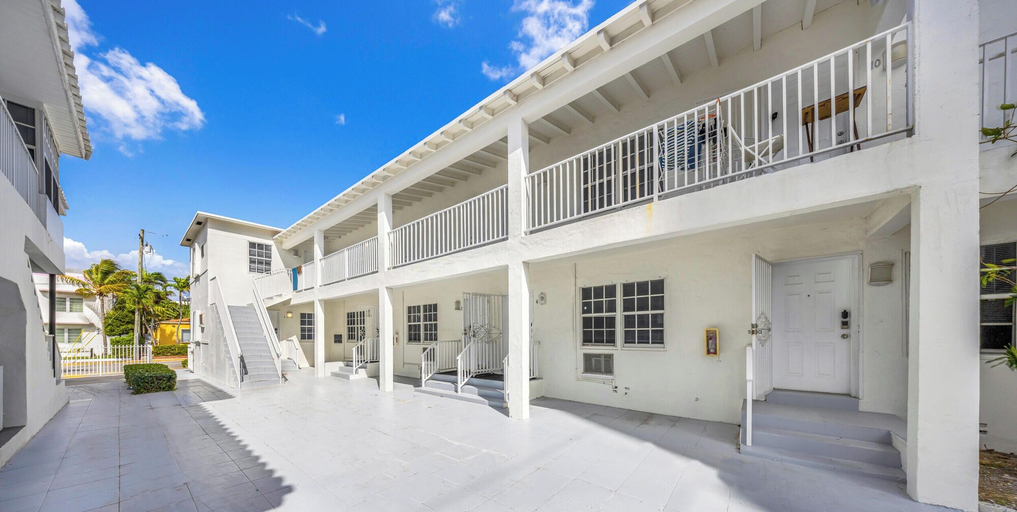 Exterior 3, Stylish Studio Retreat - Beach Access, Miami-Dade