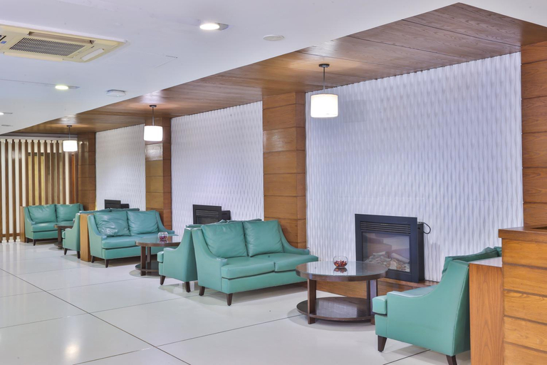 Public Area, Avari Xpress Gulberg, Lahore