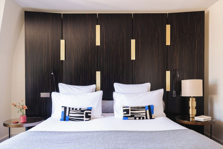 Bedroom 2, Hotel Montalembert, Paris