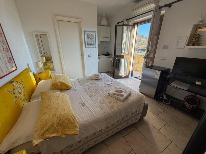 Bedroom 3, IL FILO DI ARIANNA, La Spezia