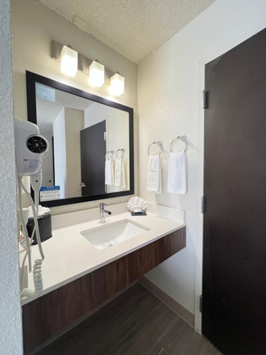 Bathroom 4, Sleep Inn Arlington Near Six Flags, Arlington