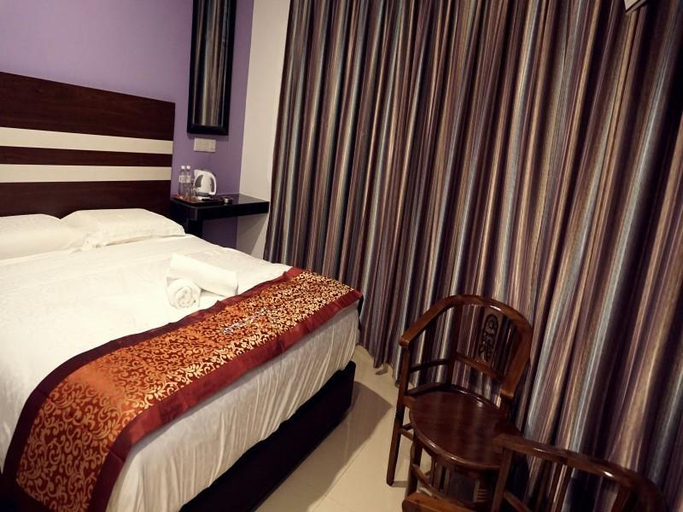 Bedroom 4, Hotel Kristal, Perak Tengah