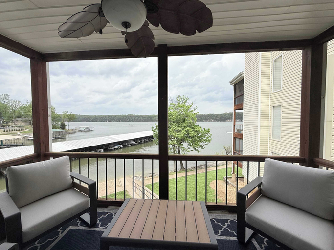 Property grounds 2, Lakefront Vibes Waterfront Pool!, Camden