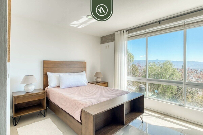 Room 4, 3 BR Condo - Panoramic Views - 5 Min to Downtown, Del Centro