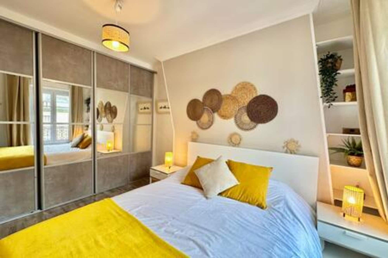 Room 3, Bright and Stylish for 4 Next Eiffel Tower, Paris