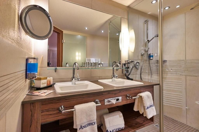 Bathroom 4, Angerhof Sport- & Wellnesshotel, Straubing-Bogen