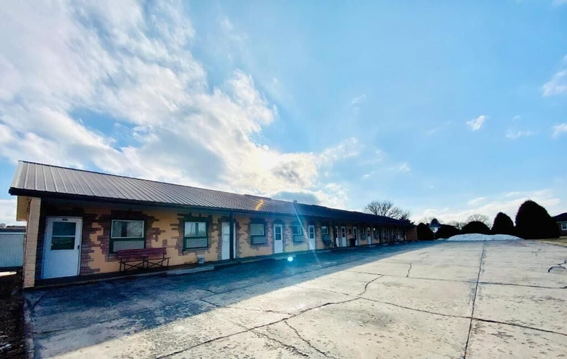Exterior & Views 1, Hillcrest Motel, Norton