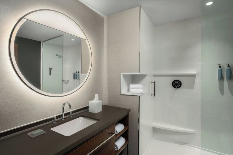 Bathroom 3, Courtyard by Marriott Gainesville GA, Hall